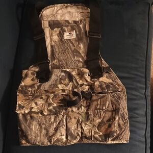 Mossy Oak Camouflage Hunting Vest